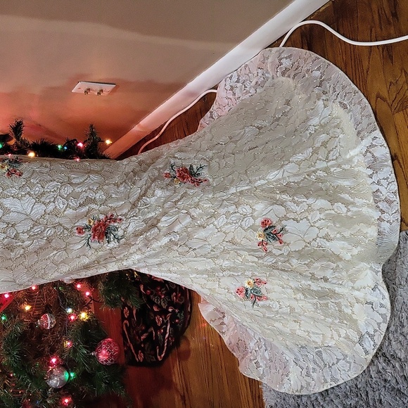 Elizabeth K GLS Apparel Dress - Picture 4 of 16